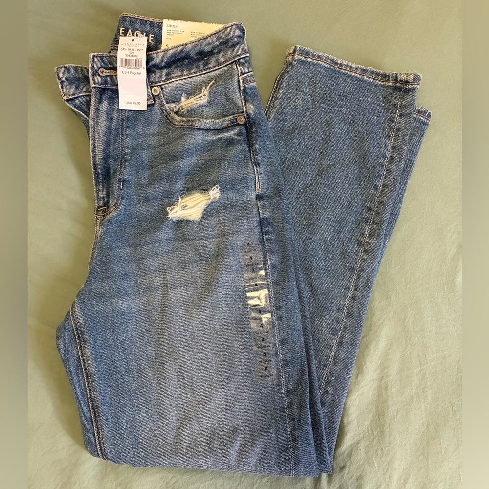 American Eagle Mom Straight Jean
